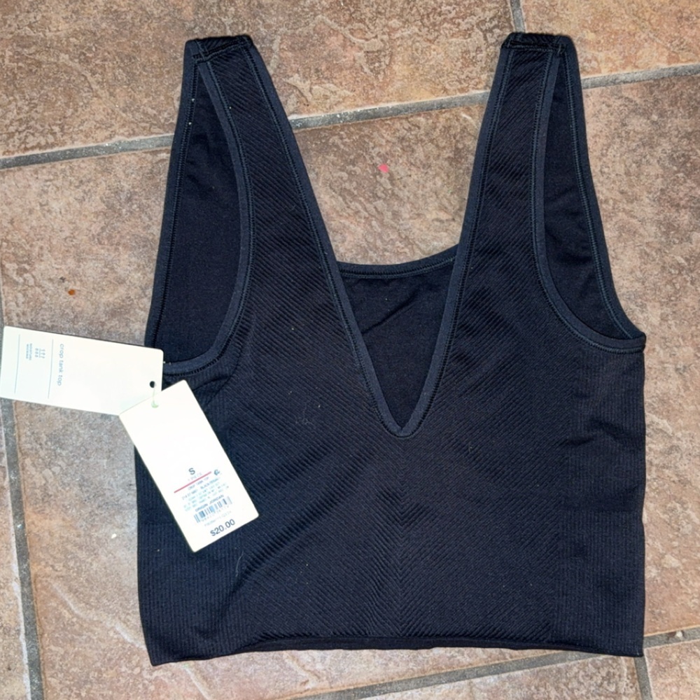 Sweat resistant sports bra size small - Picture 3 of 3